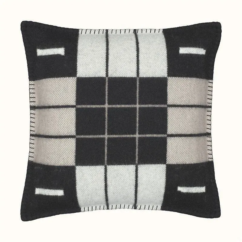 15 estilos 2021 almohadas de diseñador letra de lujo H moda vintage de almohada de almohada cubierta de almohada europea almohada de lana 4578208