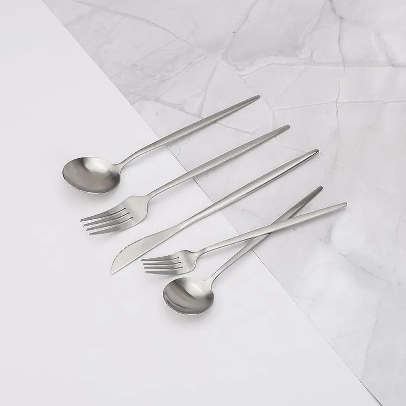 Conjuntos de talheres prata fosca aço inoxidável talheres conjunto de jantar jantar garfos facas colheres seguras silverware236a
