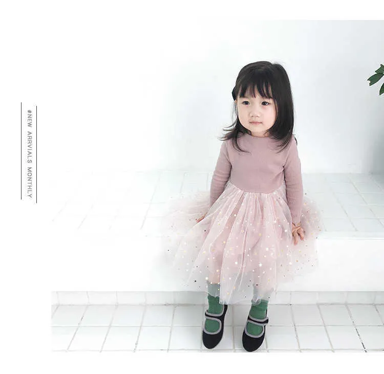 Spring autumn baby girls star mesh patchwork long sleeve princess dresses Korean style infant kids cotton cute dress Tops 210708