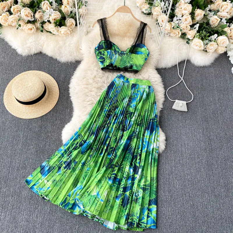 Fashion Summer Beach print camisole lace top with large swing dress set sleeveless two-piece elegant pleated women 210420