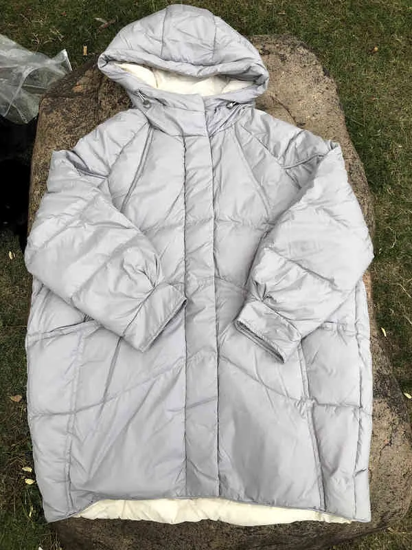 Whiter Épais Chaud Duvet de Canard Veste Femme Noir Gris À Capuche Lâche Corée Style Filles Oversize Manteaux Femmes Manteau Imperméable 211216