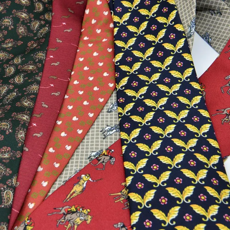 Personalidade de gravata floral da gravata floral retro Hong Kong Style 9cm Largura Casual Casual Flor Flor Bird Tie Gifts Para Men242V