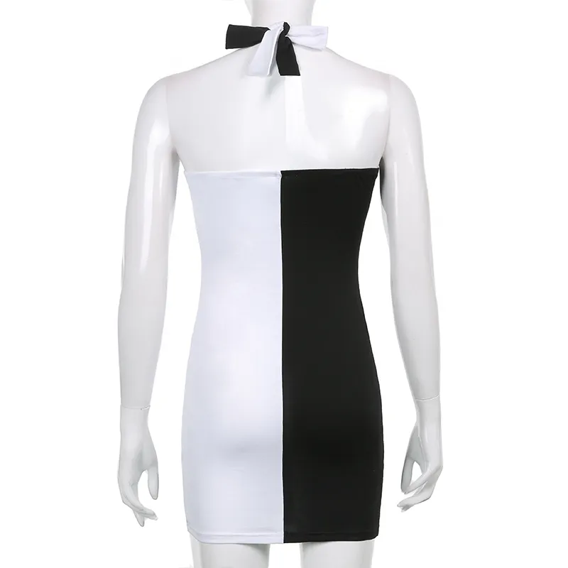 Siyah Beyaz Yama Yaz Y2K Halter Elbiseler Seksi Kadın Backless Bodycon Chic Rahat Mini Sundress Parti Beachwear 210510