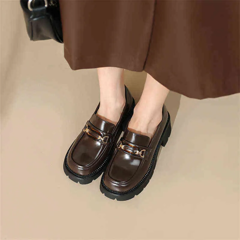 Pantofole da donna in pelle con tacchi alti a testa quadrata con catene e suole spesse 2 9