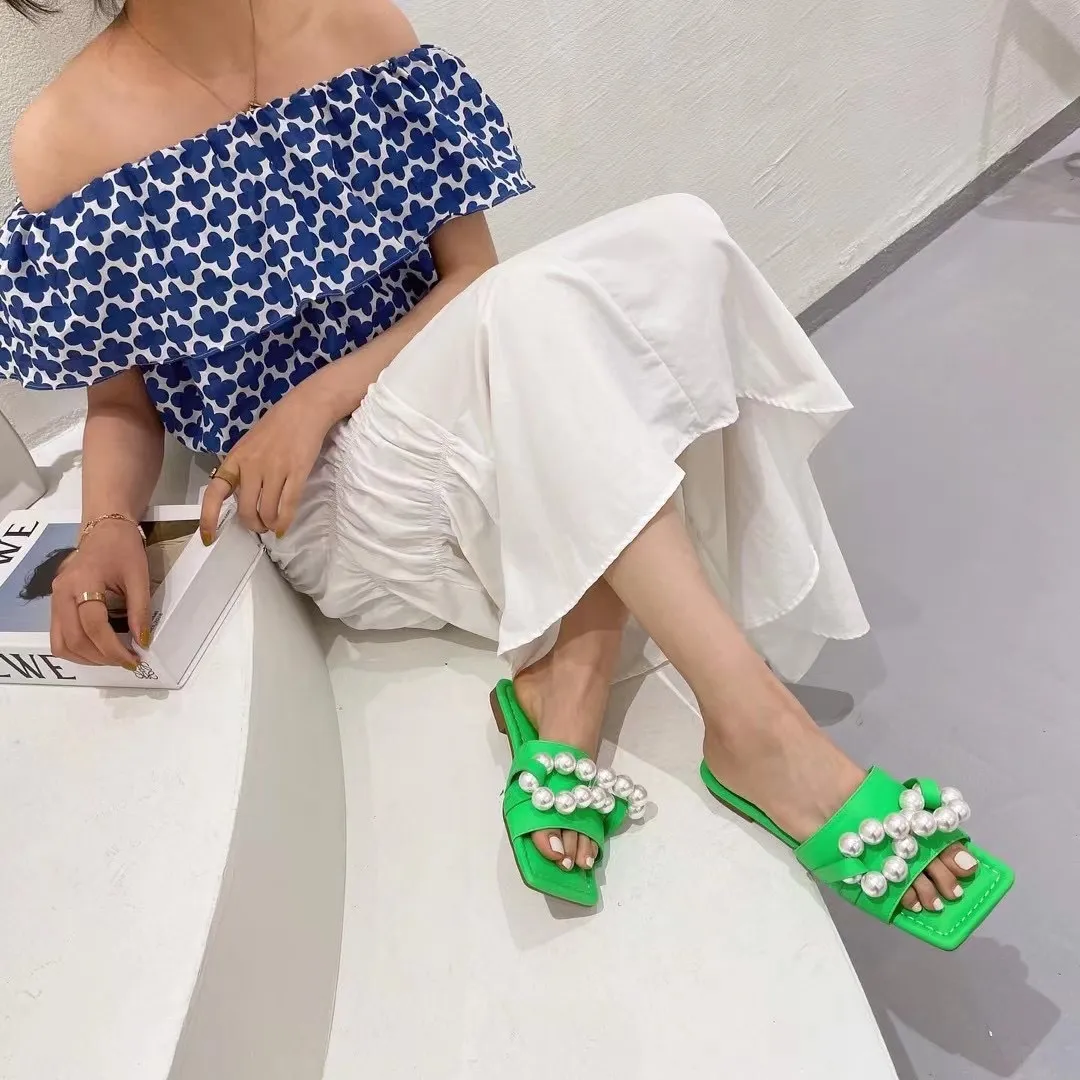 Pantofole da donna open toe Scivoli casual Scarpe casual estive con tacco Design a catena di perle Verde / Rosa / Bianco / Blu Infradito moda 210513