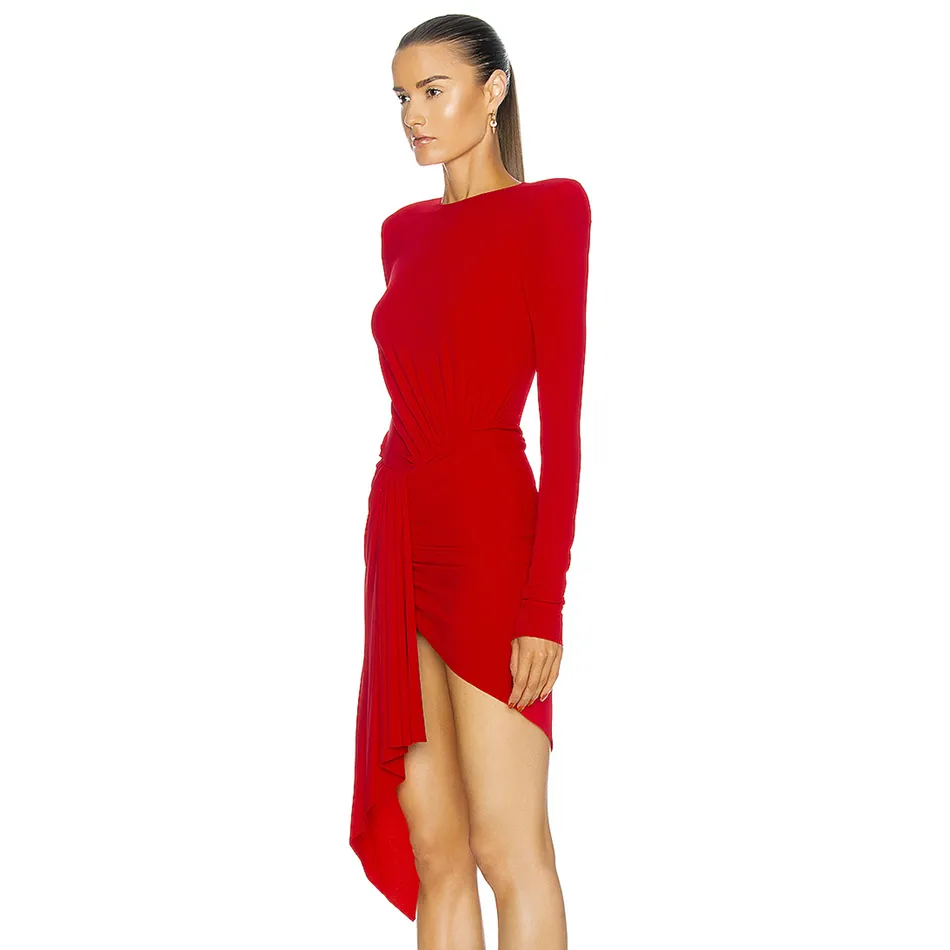 Femmes gratuites robe rouge sexy col rond manches longues moulante irrégulière drapée célébrité club fête mini robe 210524