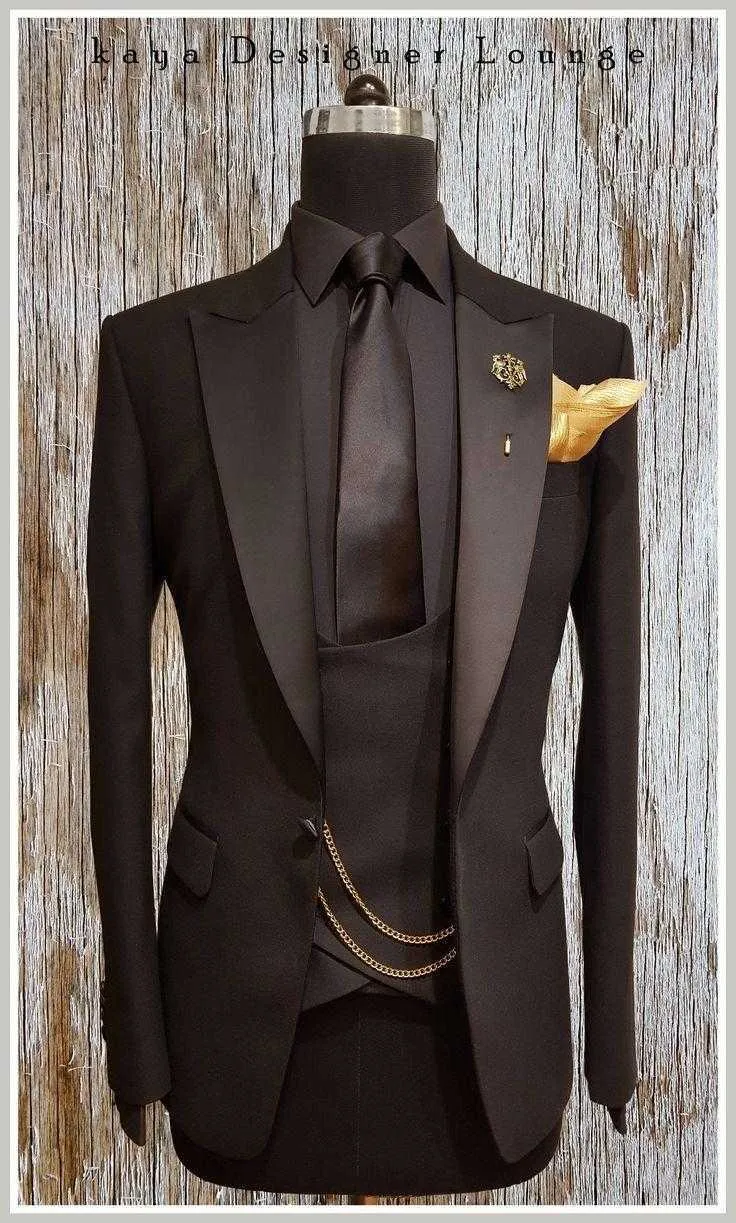 Ny 2021 Kostym Homme Black Peak Lapel Män Passar 3 stycken Slim Fit Suits Groom Tuxedos Terno Bröllop Blazer Jacka + Byxor + Vest x0909