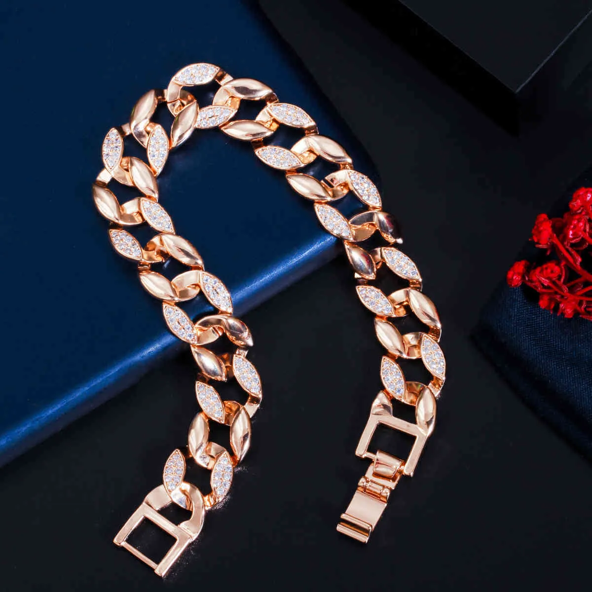CWWZircons Populär 585 Guldfärg Cubic Zirconia Paved Snake Link Chain Armband för kvinnor Mode Luxury Boho Smycken CB246