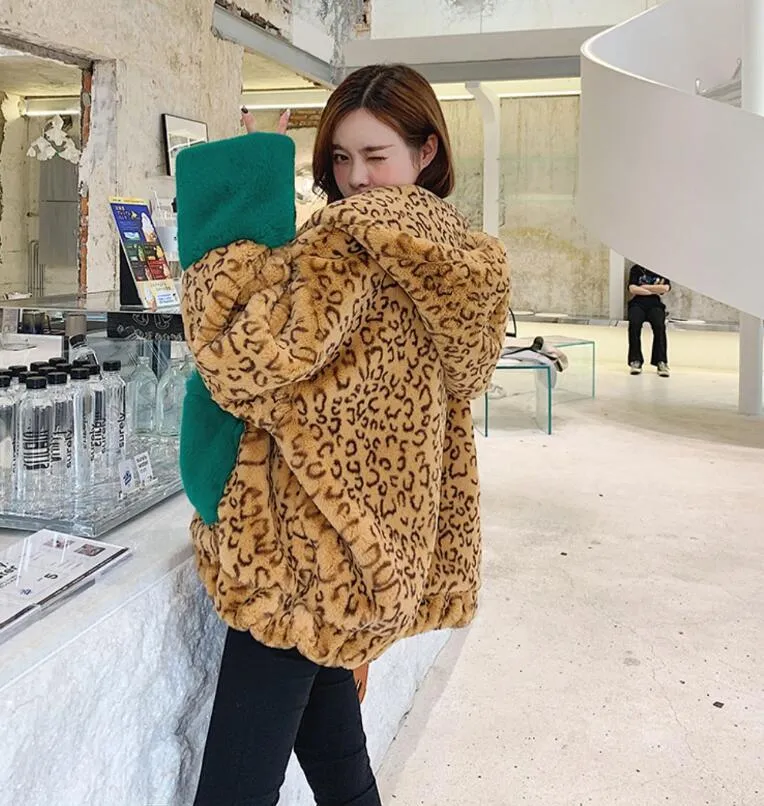 Oversized Winter Ciepły Z Kapturem Duży Rozmiar Kontrast Kolor Leopard Faux Fur Coat Casual Długi Rękaw Kobiet Kurtka Znosić 210429