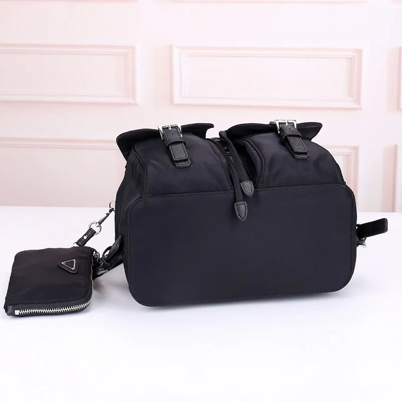旅行ファッションユニセックスバックパックウーマンスクールバッグ財布デザイナーキャンバス最高品質のハンドバッグメンズバッグクラシックバックパック218K