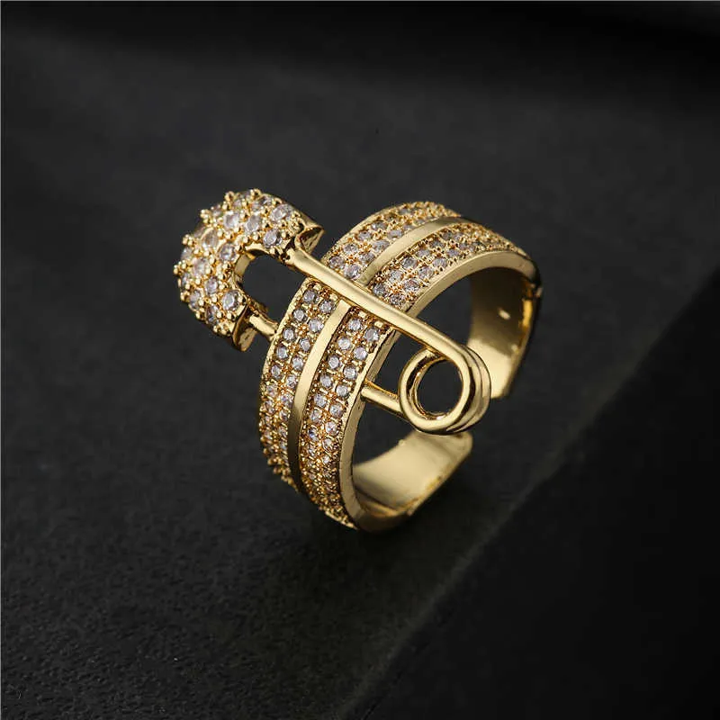 Lyx AAA + CUBIC ZIRCON Pappersklämma Charm Bröllopsring för kvinnor 2021 Fashion Gold Color Open Ring Justerbar storlek Partihandel X0715