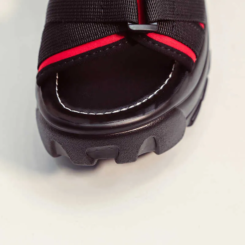 ウェッジプラットフォームサンダル女性の夏の靴女性PUレザーバックルチャンキー快適なサンダルハイスブラックレディースファッションシューズ2021 Y0721