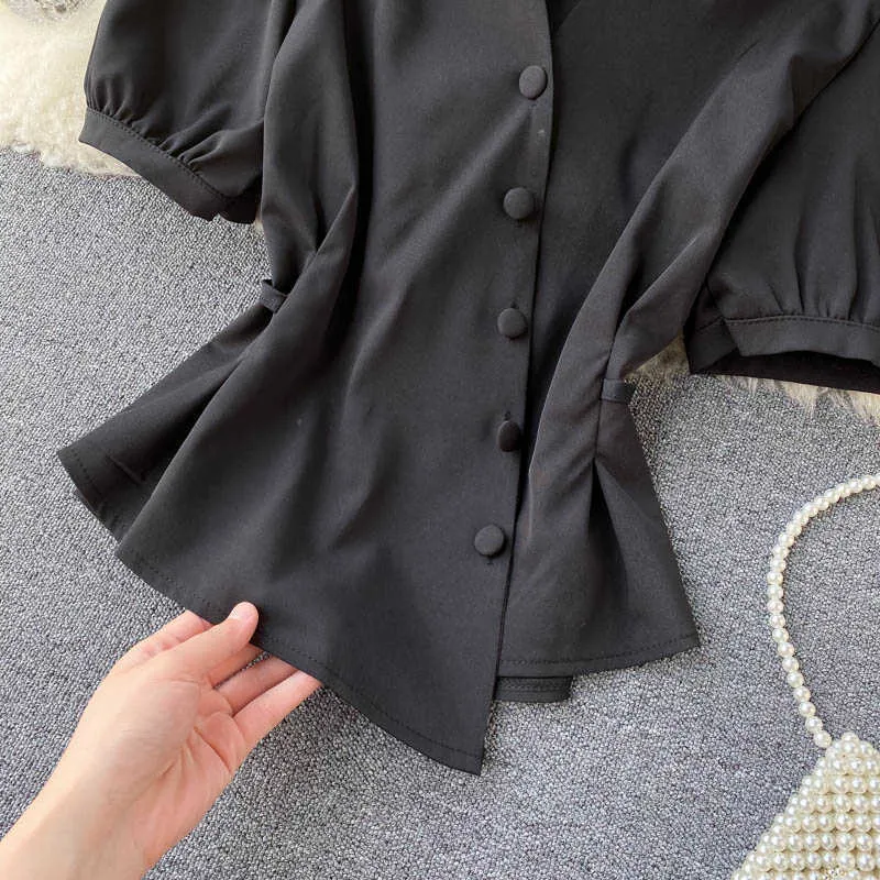 Femmes mode chemise à manches courtes patte de boutonnage boucle taille haute mince court couleur unie blanc noir Blouse S158 210527