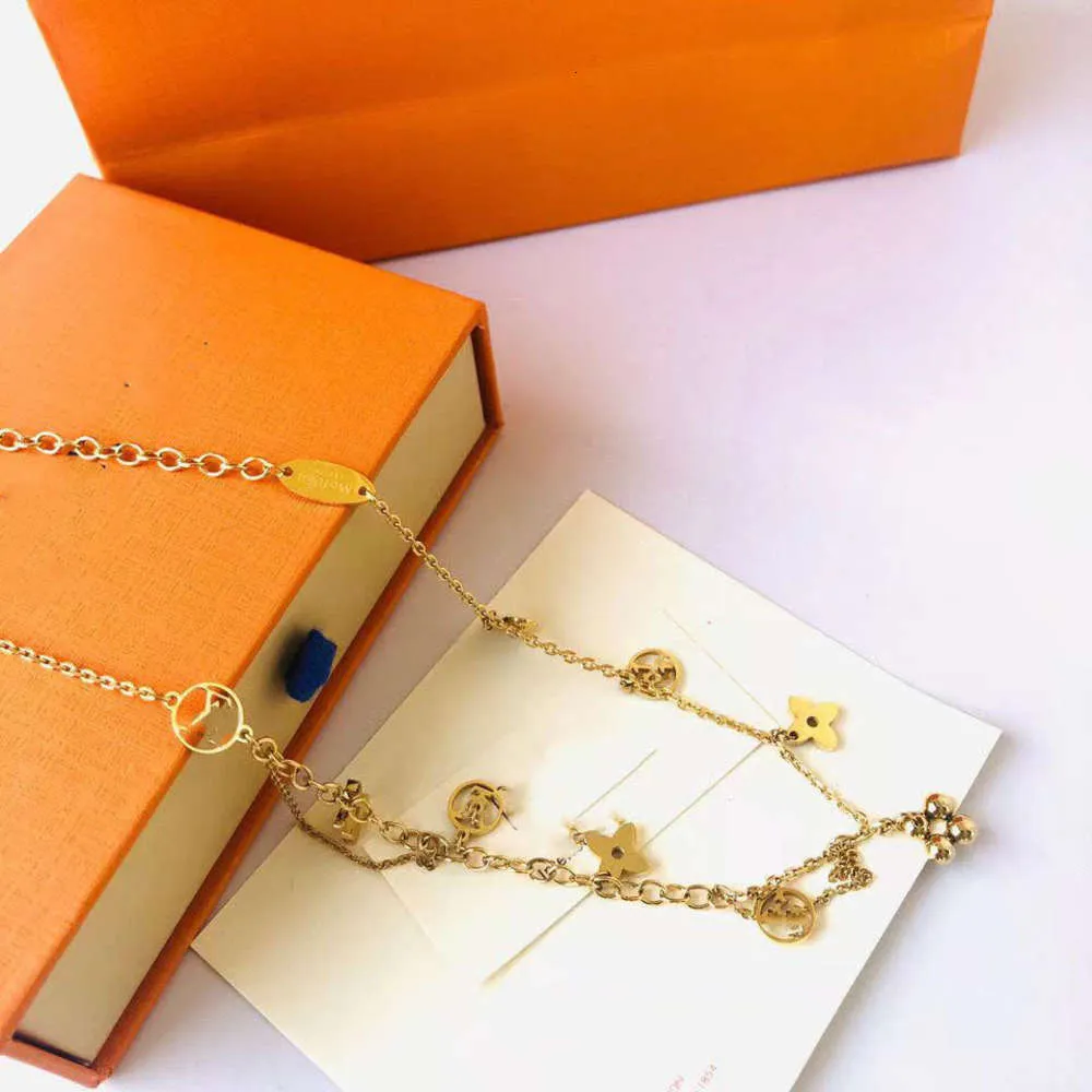 Tassel Fourleaf Clover Multilayer Titanium Steel Gold Color NonFading Luxury Pendant Necklace for Girlend8522989