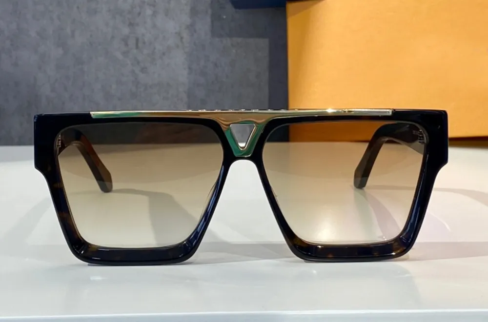 Luxu Square Solglasögon Gold Black Frame Mörkgrå skuggade modeglasögon för män Sonnenbrille Gafa de Sol UV400 Protection Eyewear254N