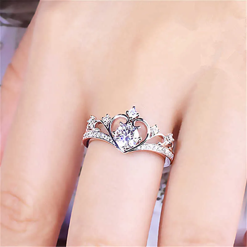 Kvinnor Ringar Kristall Smycken Sött hjärta Diamant Ring Peach Heart, 18K Vitguldpläterad, Prinsessan Krona, Sött kluster för kvinnliga bandstilar