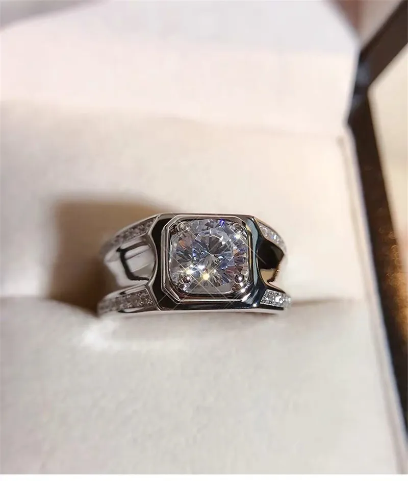 Heren uitstekende gesneden diamanttest geslaagd D-kleur Goede Clarity Ring Zilver 925 vierkante betrokkenheid