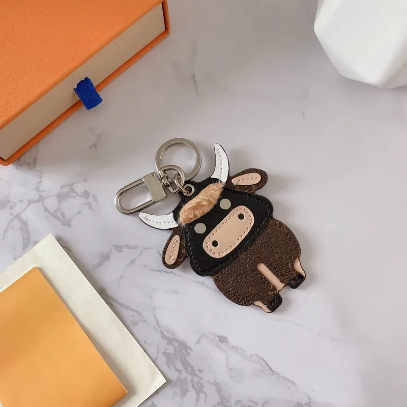 Fashion Pu Leather Ox Cattle Cow Key Ring Designer Keychain Car Keyring Holder Bull Pendant Christmas New Year Gift With Box YX561239T