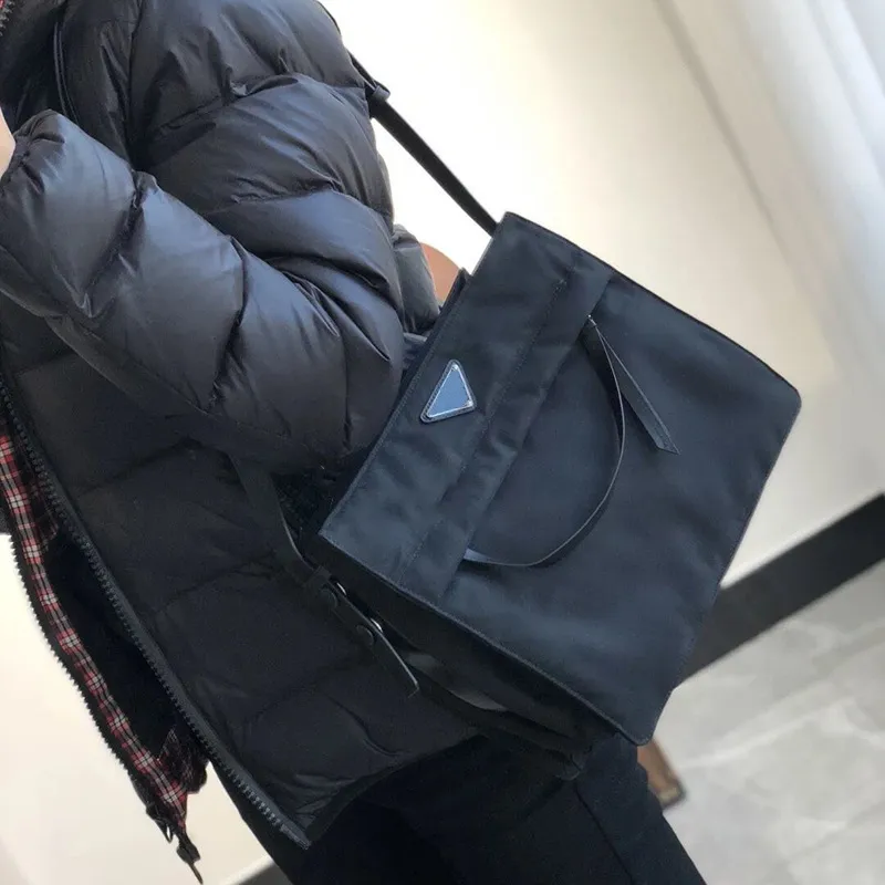 sac de facteur invite nylon sling unique épaule Messenger Bag parachute tissu mode banlieue sac à dos pour hommes et femmes Designer Sacs à main liquidation vente