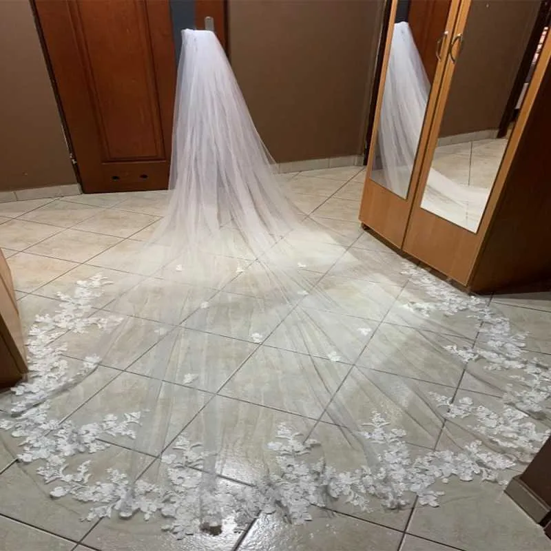 2021 Neues Design 3M Spitze Rand Kathedrale Hochzeit Schleier mit Kamm 3D Blume eine Schicht lange Tüll Schleier Braut Voile weiß Elfenbein Welon X193h