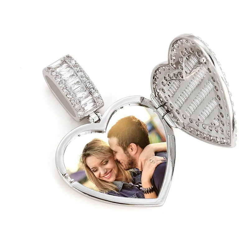 Personalized Custom Heart Shaped Locket Necklace That Holds Pictures Po Keep Someone Near to You Copper Custom Jewelry Personal327W