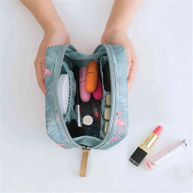 NXY Kosmetiktaschen wasserdichte tragbare mini feste farbe Reisen Toilierträger Kaktus Schönheit Make -up Organizer 220302