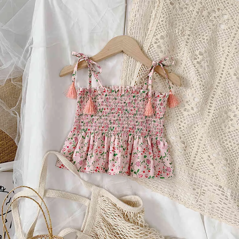 Sweet Girl Clothes Set Summer Baby Floral Sling Top med Shorts Barnens mode Söt två-delad kostym 210515