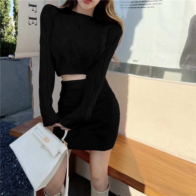 Elegant Fall Winter Stickad Set Chic Women Sexy O Neck Sweater Crop Top + Bodycon Mini Skirt Korean Suit 220302