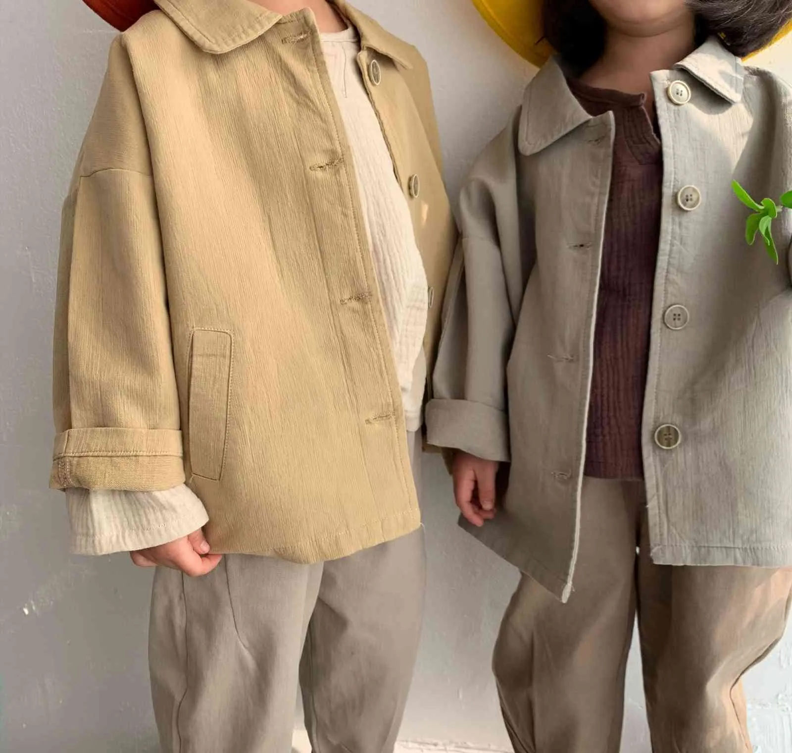 Printemps enfants décontracté col rabattu vestes de couleur unie style japonais simple manteaux en coton unisexe 210508