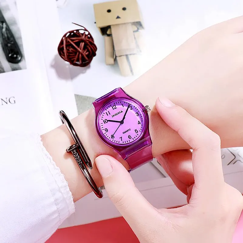 Relojes de pulsera Transparente Simple Suave Silicona Reloj de mujer Junior High School Student Reloj Girsl Relojes para niños Regalos para niños L311M