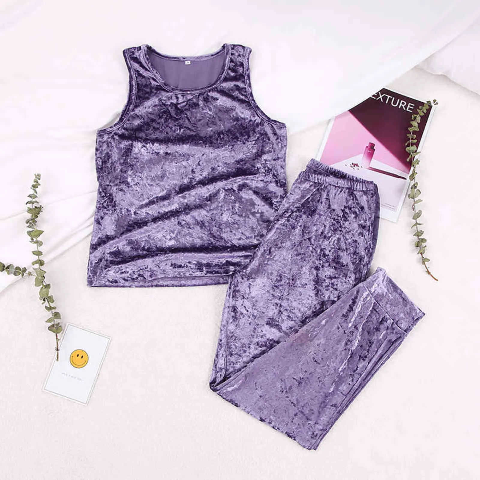 Hiloc Фиолетовый бархатный пижам для женщин Устанавливает домашний костюм без рукавов зима Pijama Tain Pank Top и брюки Lounge Weart Теплый женский набор 211109