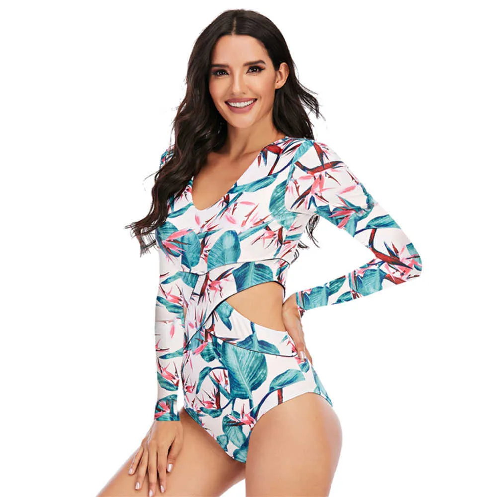 Sexig Baddräkt Plus Storlek Badkläder Kvinnor Badkläder Svart Vit Patchwork Beachwear Ärmlös Swim Wear XXL 210604