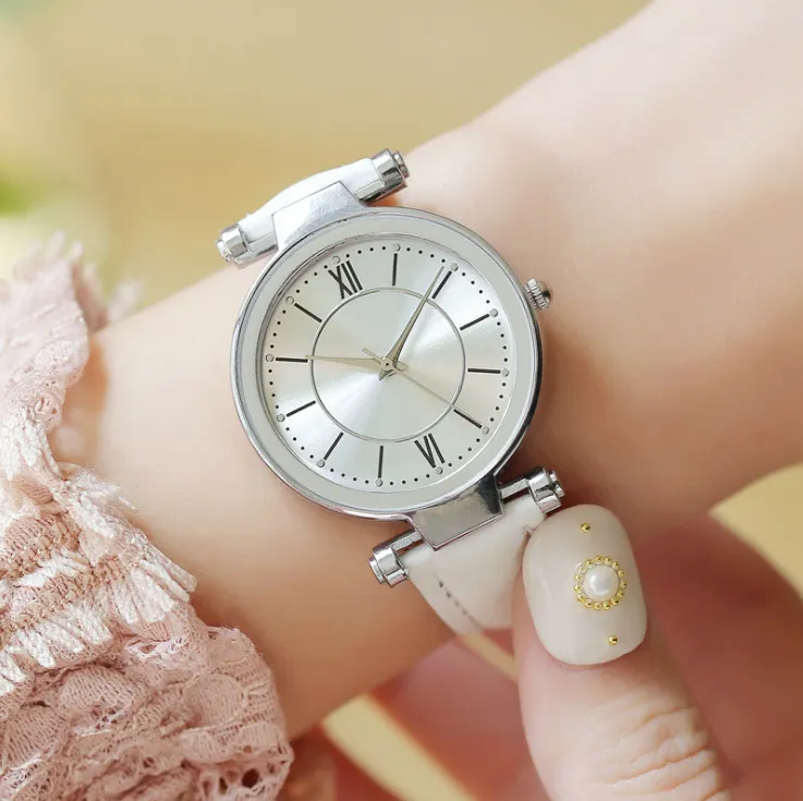 Весь бренд McyKcy, модные и стильные женские часы для отдыха, хорошие продажи, белые кварцевые женские часы, простые наручные часы287C