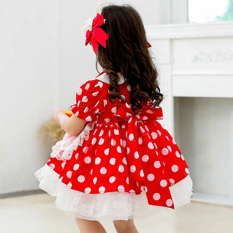 Barn Boutique Spanska Klänningar för Baby Girls Turkiet Vintage Style Strawberry Dot Dress Infant Födelsedagboll Klänning 210615