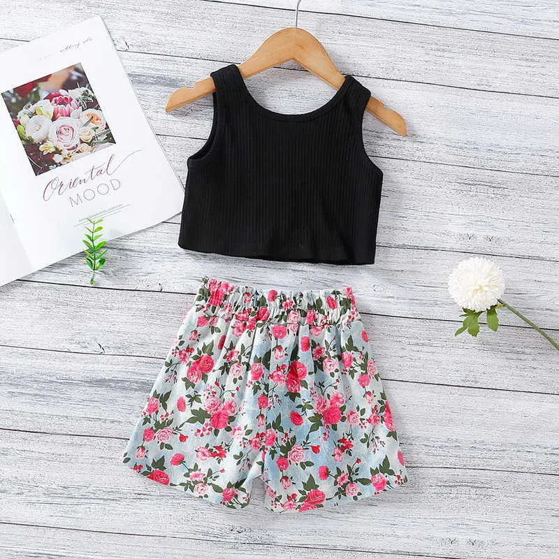 Zomer kids meisje 2-pcs sets zwarte wafel vest top + floral shorts zoete stijl peuter meisjes outfits kinderkleding E258 210610