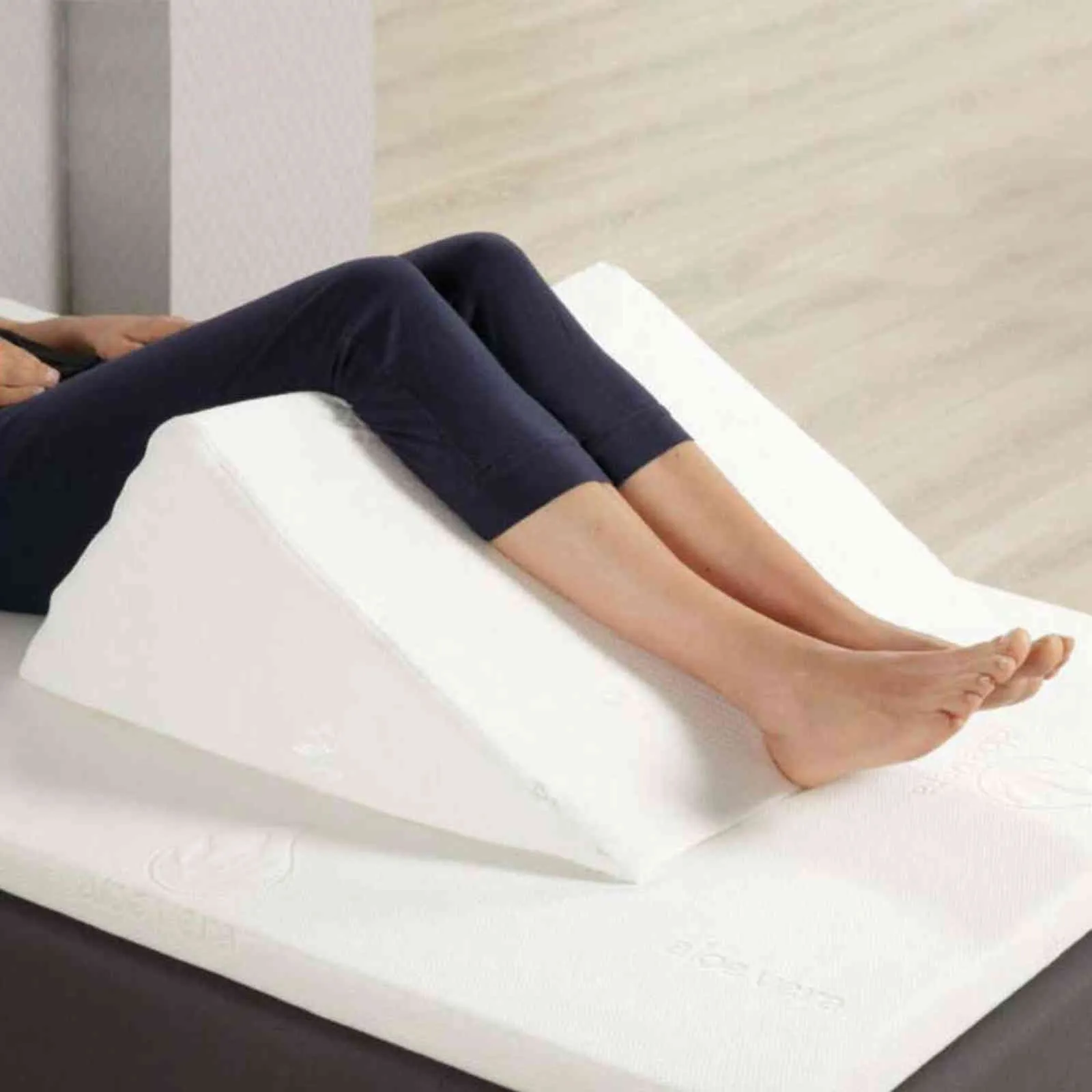 Wedge Bed Pillow Helps with Sleep & Acid Reflux Elevated Supportive Cushion Removable PillowcaseLeg Pillow 211110