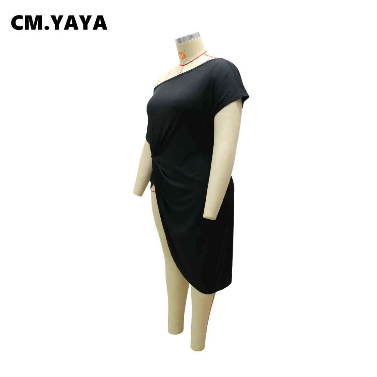 CM.YAYA Femmes T-shirts Plus La Taille L-5XL Solide Col Oblique À Manches Courtes Asymétrique Long T-shirts Femme Casual Street Top Tee 211116