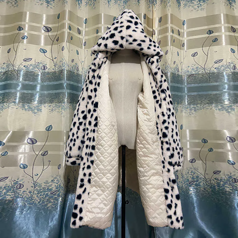 Koreansk imitation päls leopard print päls päls en kappa kvinnor vinterjacka kvinnor mode hooded varm parkas jacka 210817