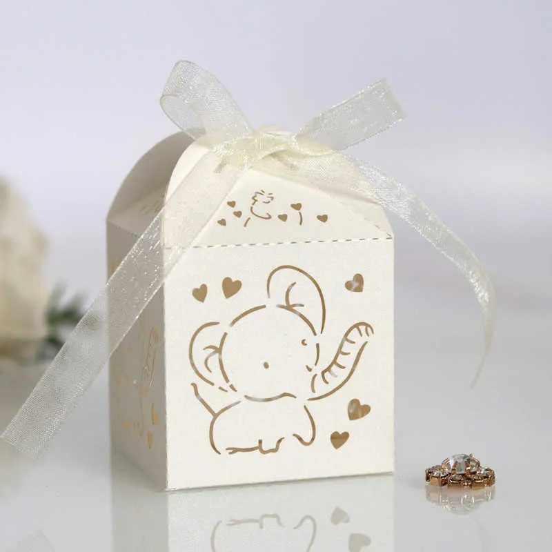 50 unids Laser Cut Elephant Hollow Carriage Favors Box Regalos Candy Dragee Boxes Baby Shower Boda Cumpleaños Envoltura Bolsas de papel 211014