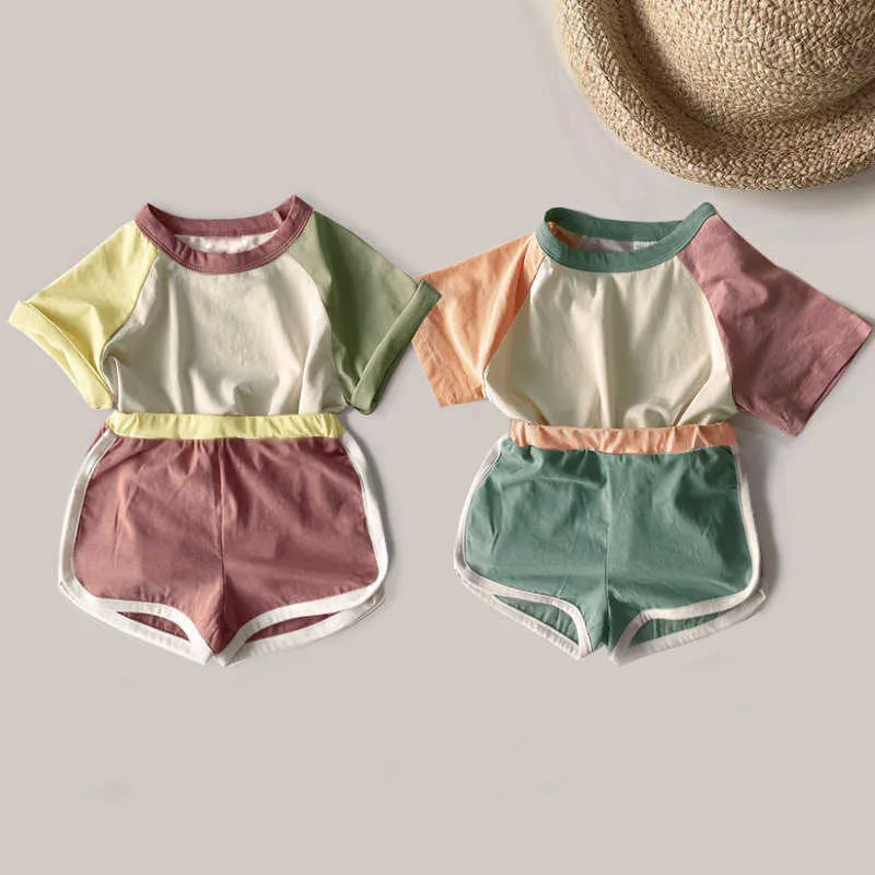 Verão Japonês e Coreano Stitching Color Top + Shorts Terno Conjunto de roupas Girl Sets 210528