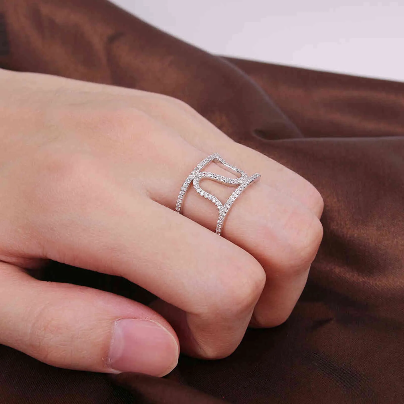 Zemo Real 925 Sliver Pierścienie Kobiety Wedding Moda Kryształ CZ Pierścień Nieregularne Pierścienie Kształt Specjalne Pierścionki Design Girls Biżuteria Prezent G1125