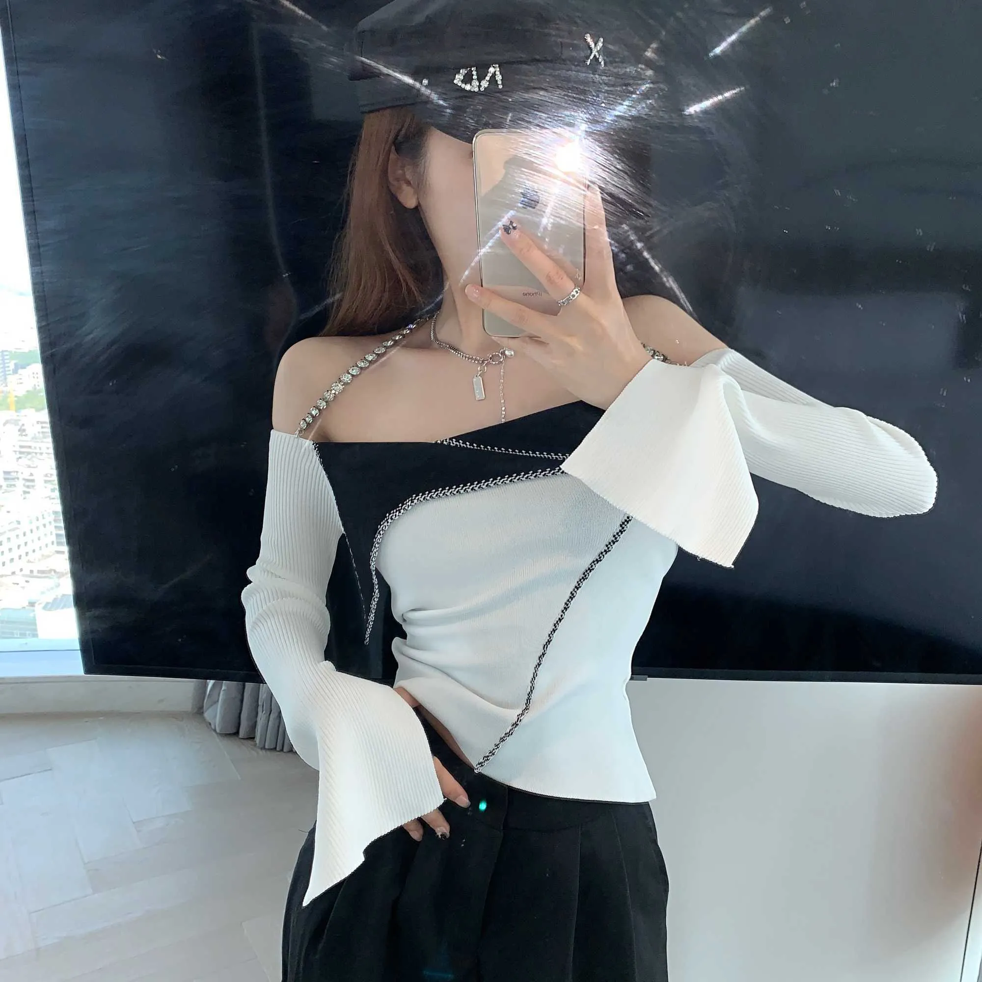 Sexy manica lunga contrasto Halter lavorato a maglia top coreano chic dolce sottile spalle scoperte magliette pullover maglioni mujer camisetas 210610