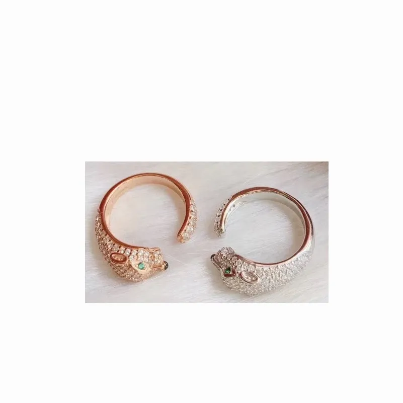 Jóias de personalização de joias vintage amuleta anéis avançados com pedras laterais 2021 Popular NOVO Designer European Size Clash Series Annive245a