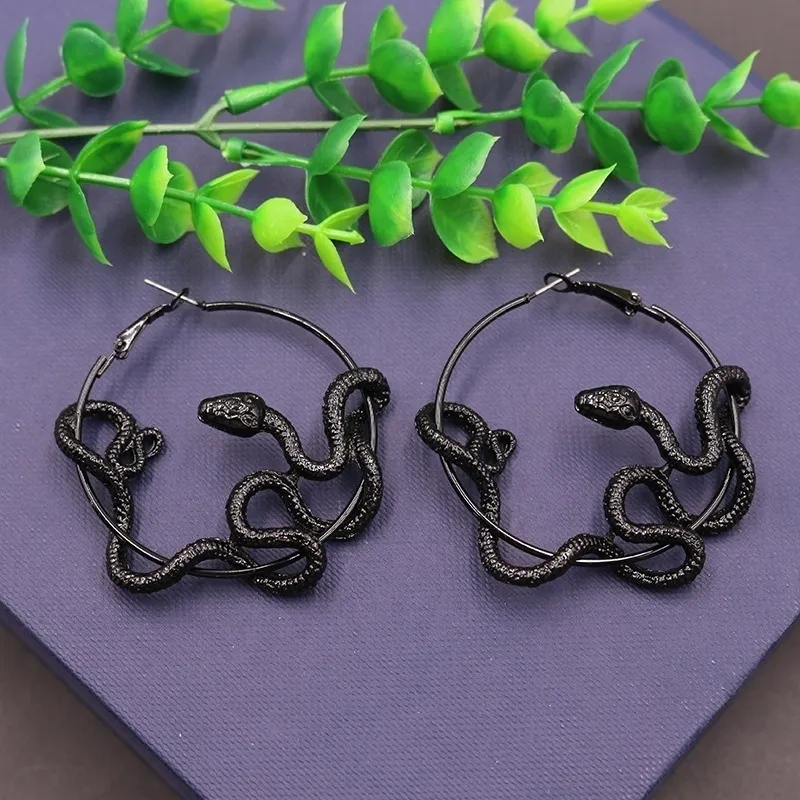 Orecchini a cerchio di serpente vintage in argento 925 oro nero gioielli con ciondoli gotici Serpent Hoop Accessori feste da donna295d