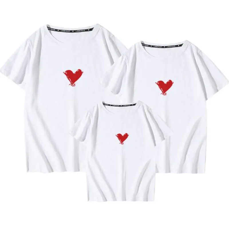家族の見地マッチング衣装Tシャツ服半袖母親父娘子供赤ちゃん愛情心210429