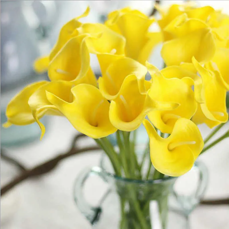 リアルタッチカーラユリ造花の花カーラリの花束のための結婚式の花束の花の花の装飾花の配置Y0630