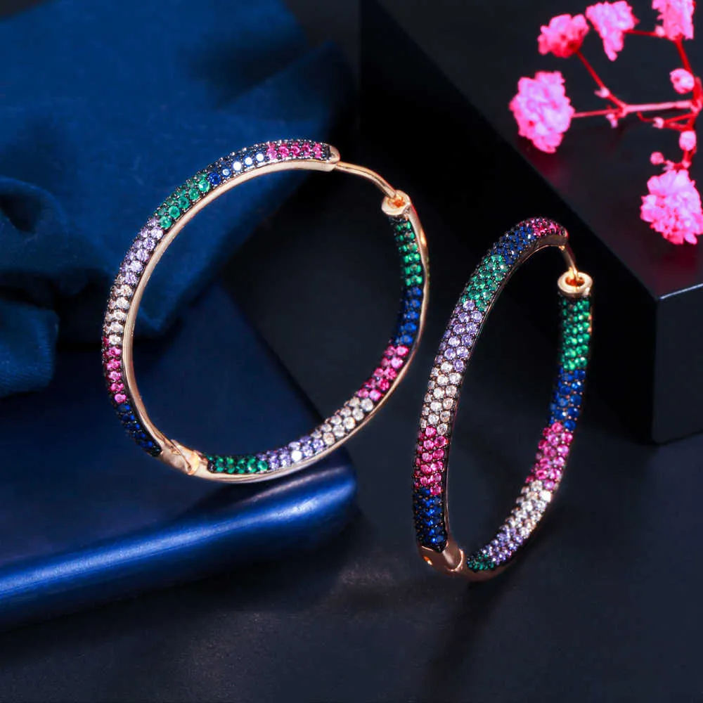 Trendy Two Tones Rainbow Cubic Zirconia Circle Round Hoop Earrings for Women Jewelry Hip Hop Pendientes Mujer CZ8 210714