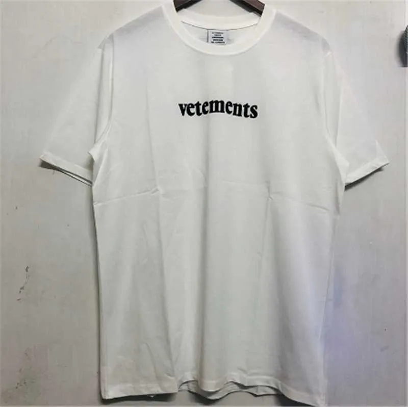 Nuovo arrivato Vetements T Shirt Donna Uomo 1: 1 T-shirt di alta qualità Casual Ricamo Vetements Top Tees X0628