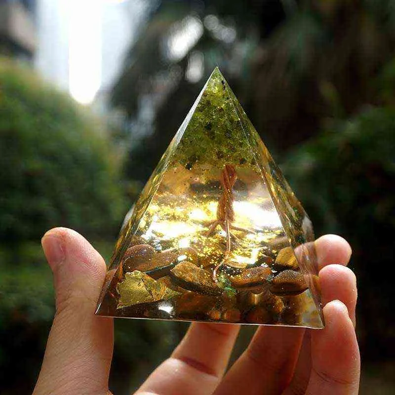 Pyramide d'orgone d'arbre de vie faite à la main, péridot de 60mm avec pierre de cristal d'oeil de tigre, accumulateur, chakra d'énergie d'orgonite EMF 211108