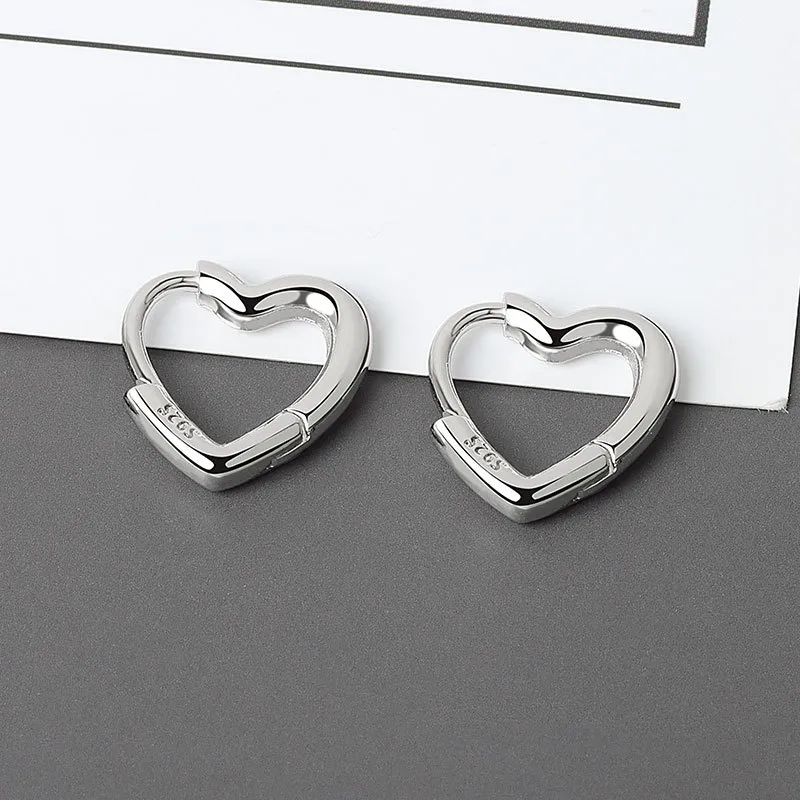 Semplice carino dolce cuore fibbia orecchini a cerchio moda le donne a forma di cuore cerchio piercing orecchino gioielli S-E1312